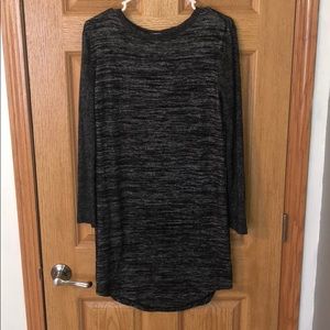 Stretchy Black and White Dress